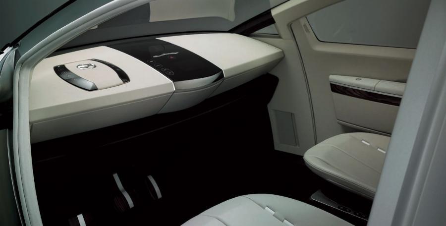  Mazda Washu Concept 2003 года  (фото 16 из 20)